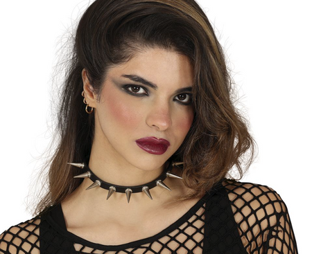 NASZYJNIK CHOKER Z KOLCAMI