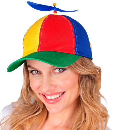 CZAPKA Z WIATRACZKIEM