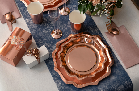 TALERZYKI PAPIEROWE METALIZOWANE RÓŻOWE ZŁOTO 27,5 CM