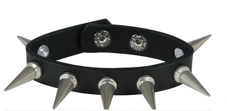 NASZYJNIK CHOKER Z KOLCAMI