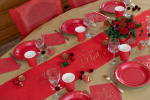 KUBECZKI CZERWONE PAPIEROWE ZŁOTE GWIAZDKI 270 ML 10 SZT