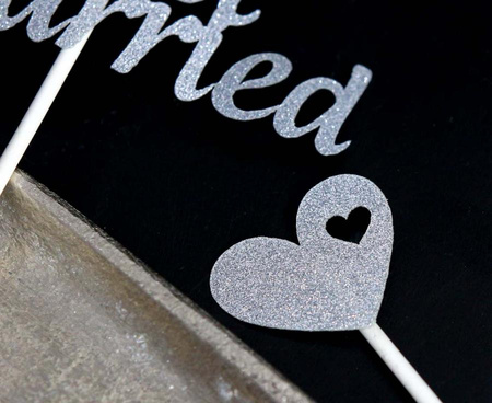 Pikery Just Married do babeczek weselne srebrne brokatowe 5 szt wesele ślub