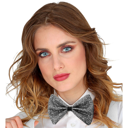 MUSZKA MUCHA SREBRNA BŁYSZCZĄCA