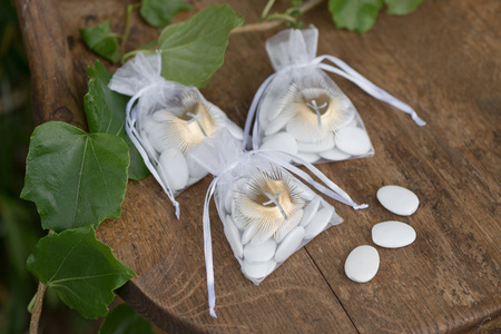 WORECZKI Z ORGANZY KOMUNIA RÓŻANIEC 7.5 X 10 CM 6 SZT.