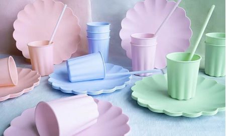 TALERZYKI PLASTIKOWE FALBANKA 22 X 22 CM ZIELONY 4 SZT