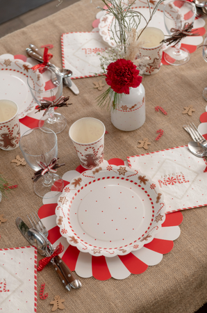 TALERZYKI PAPIEROWE ŚWIĄTECZNE SŁODKOŚCI 23 CM 10 SZT