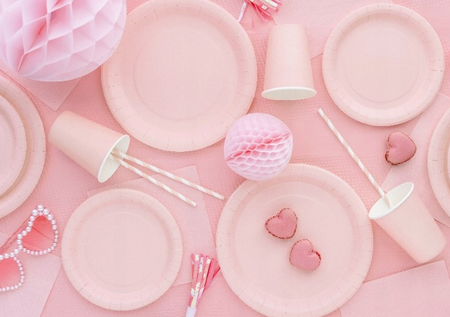 TALERZYKI PAPIEROWE JASNY RÓŻOWY 18 CM 6 SZT