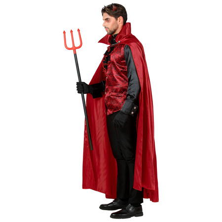 DEVIL (shirt with vest & jabot with medallion, cape, gloves)