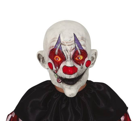 MASKA KLAUN Z CYGAREM