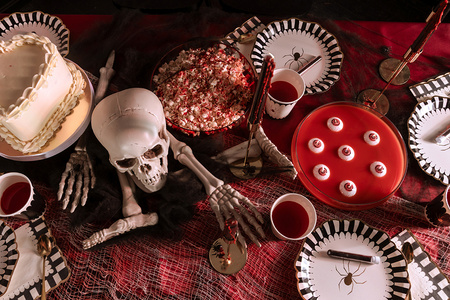 ZESTAW PAJĄK TALERZYKI+KUBECZKI HALLOWEEN