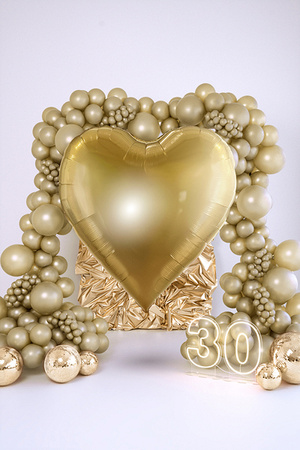 BALON FOLIOWY SERCE 136 X 129 CM ZŁOTY