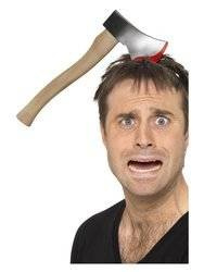 OPASKA SIEKIERA WBITA W GŁOWĘ