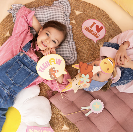 REKWIZYTY DO ZDJĘĆ KONIKI 11 SZT