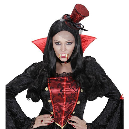 KŁY WAMPIRA ŚWIECĄCE W CIEMNOŚCI