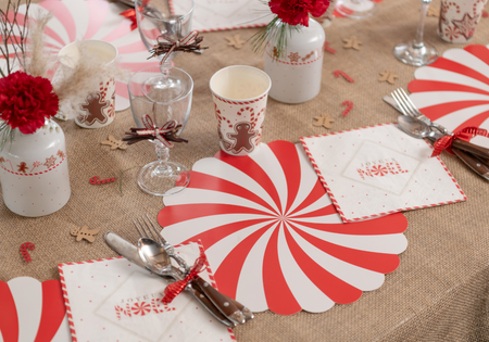 KUBECZKI PAPIEROWE ŚWIĄTECZNE SŁODKOŚCI 270 ML 10 SZT