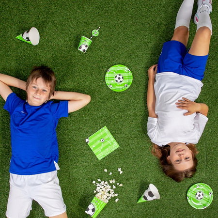 TALERZYKI PAPIEROWE PIŁKA NOŻNA 18 CM 6 SZT