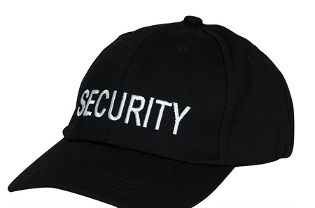 CZAPKA Z DASZKIEM SECURITY 