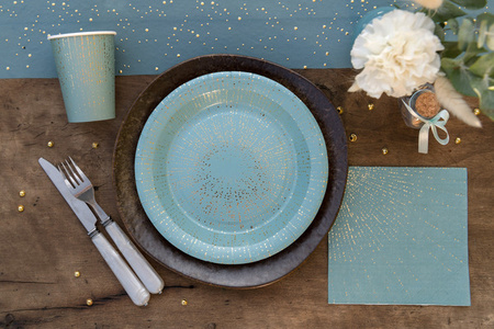 SERWETKI PAPIEROWE PROMIENIE ZIELONE 33 CM 10 SZT.