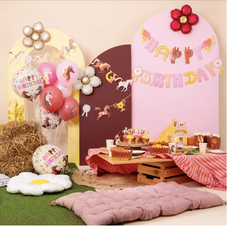 BANER HAPPY BIRTHDAY KONIKI 245 X 22,5 CM