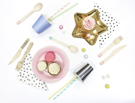 Talerzyki, j.pudrowy róż, 18cm (1 karton / 25 op.) (1 op. / 6 szt.)