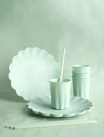 KUBECZKI PLASTIKOWE FALBANKA 220 ML ZIELONY 4 SZT