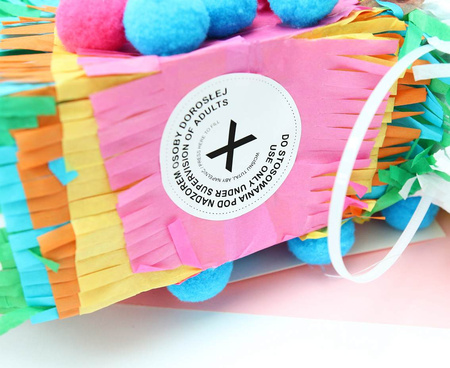 Piniata na sznurki Lama Lamy Alpaka 36x7.5x45 cm zwierzęta urodziny