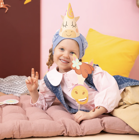 CZAPECZKI URODZINOWE KONIKI 6 SZT