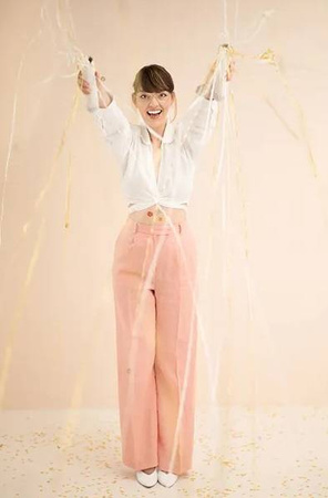 TUBA Z SERPENTYNAMI 25 CM