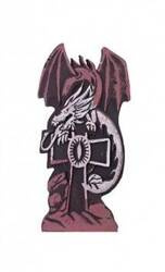 DEKORACJA HALLOWEENOWA SMOK Z KRZYŻEM 43X22 CM