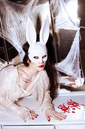 ŻELOWE NAKLEJKI NA OKNO CZERWONE ZAKRWAWIONE DŁONIE