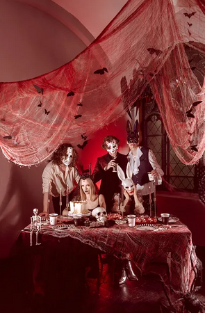 OPASKA ROGI Z TIULEM 30 X 76 CM CZARNY