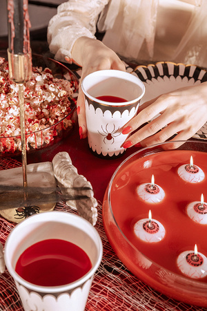 KUBECZKI PAPIEROWE PAJĄK 400 ML 6 SZT HALLOWEEN