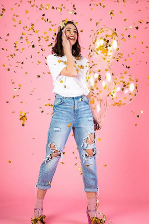 BALONY Z KONFETTI GWIAZDKI ZŁOTY 30 CM 6 SZT