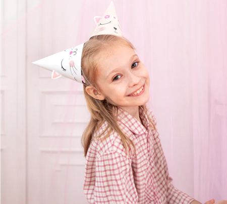 CZAPECZKI URODZINOWE KOTEK 6 SZT