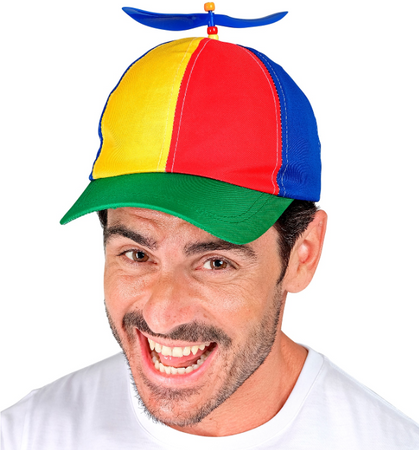 CZAPKA Z WIATRACZKIEM