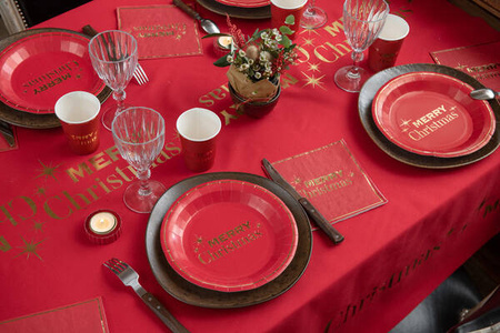 SERWETKI PAPIEROWE MERRY CHRISTMAS CZEROWEN 33X33 CM