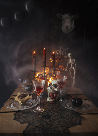 ŚWIECE KRWAWIĄCE 25 CM 3 SZT.