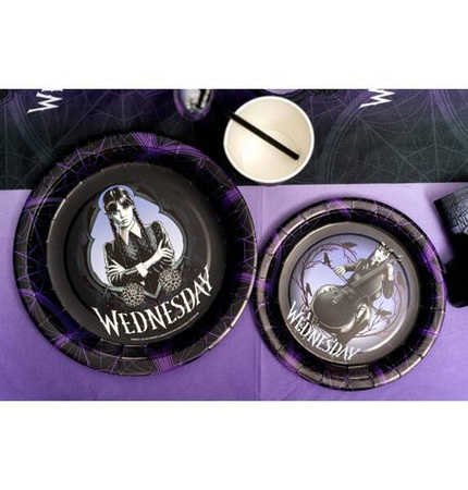 TALERZYKI PAPIEROWE WEDNESDAY 8 SZT. 23 CM