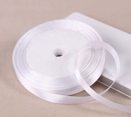 TASIEMKA SATYNOWA BIAŁA 6MM 23M