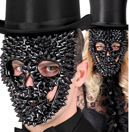 MASKA CZARNA CZASZKA Z KOLCAMI 