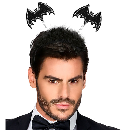 OPASKA Z NIETOPERZAMI