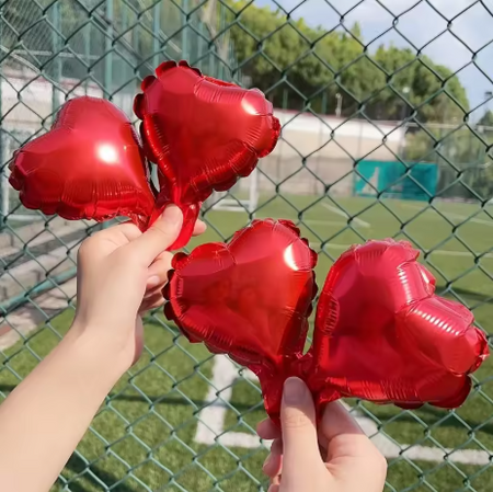 BALON FOLIOWY NA PATYCZKU SERCE CZERWONE 10 CM