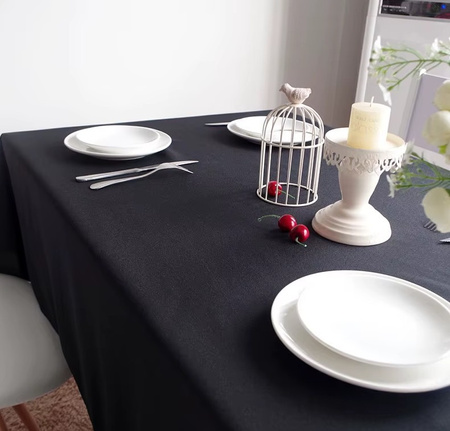 OBRUS CZARNY 140 X 170 CM 
