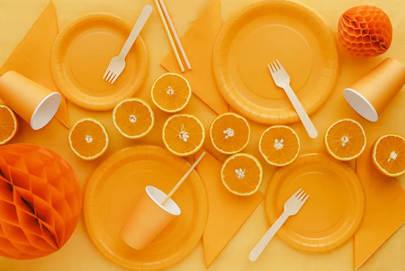 TALERZYKI PAPIEROWE JASNY POMARAŃCZOWY 18 CM 6 SZT