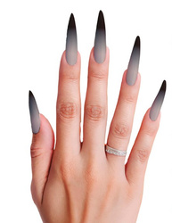 SZTUCZNE PAZNOKCIE OMBRE