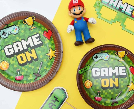 ZESTAW  TALERZYKI I KUBECZKI GAME ON