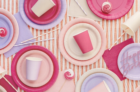 TALERZYKI PAPIEROWE JASNY RÓŻOWY 18 CM 6 SZT