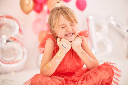 TATUAŻE ZMYWALNE KOTKI, 12 SZT.