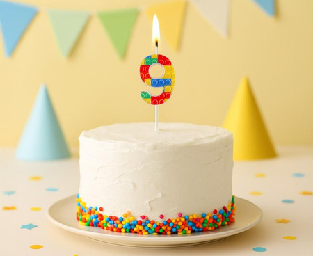 ŚWIECZKA CYFRA 9 KOLOROWA KLOCKI