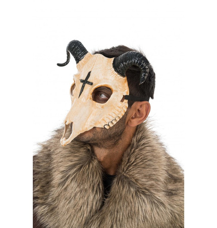 MASKA ROGATA BESTIA